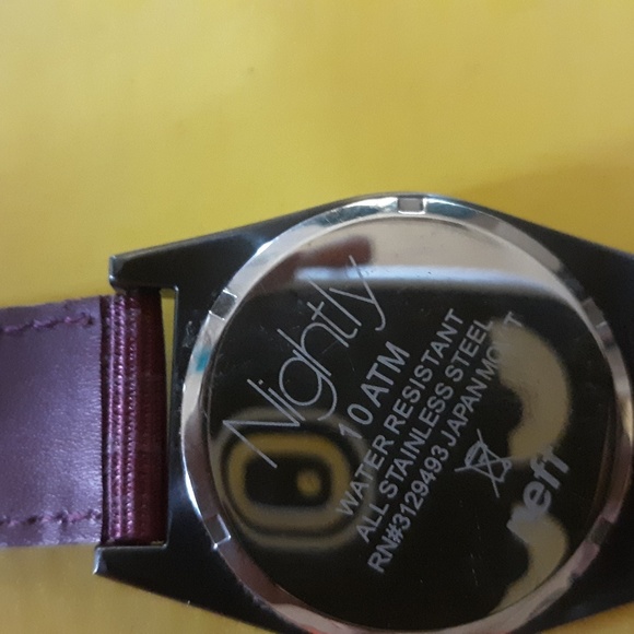 Mens Neff watch - Picture 2 of 3